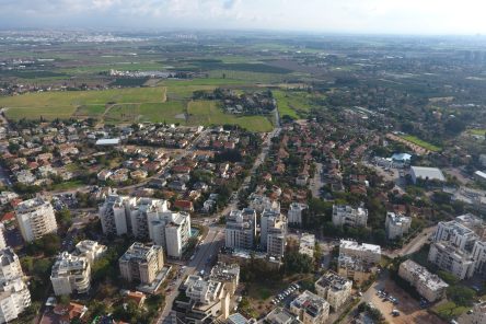 מתחם שביל התפוזים הוד השרון